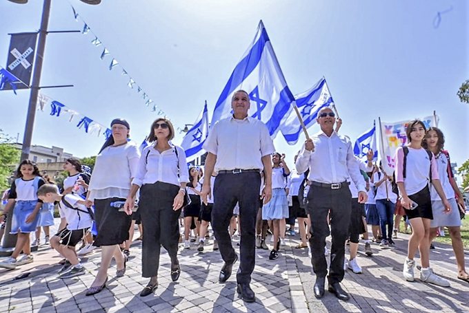 עפולה: מאות השתתפו במצעד הדגלים 